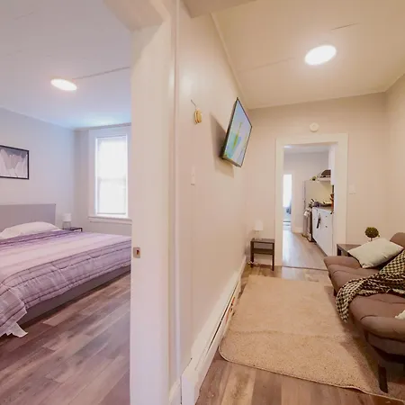 Serene Two-Bedroom Retreat - Close To Nyc Jersey City Exterior photo