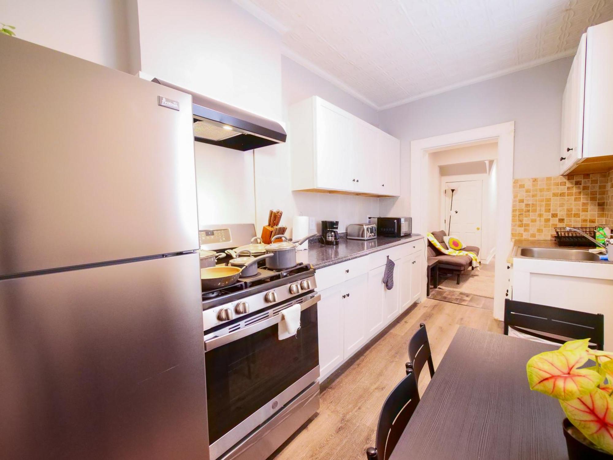 Serene Two-bedroom Retreat - Close To Nyc * Jersey City